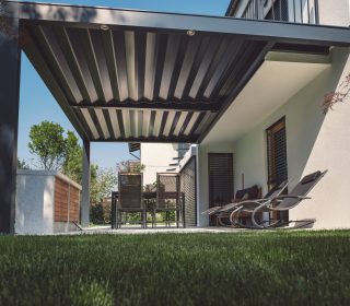 pergola-und-lamellen-aussen
